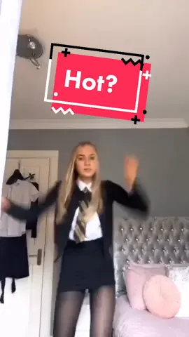 #schoolgirl #teen #hot #sexy #sweet #nylon #pantyhose #stockings #dance #skirt #shortskirt #чулки #студентка #красотка #красавица #рек #врек #тренды