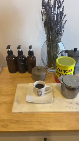 Fluffy didn’t know what was coming when he asked for a full cup of cuban coffee 💀 #fyp #fluffy #cubancoffee #cuban #cafecito #cafebustelo #latina