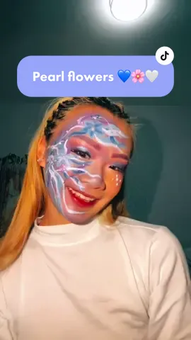 Pearl flowers 💙🌸🤍 #mua #beauty #makeup #makeupmetamorphos