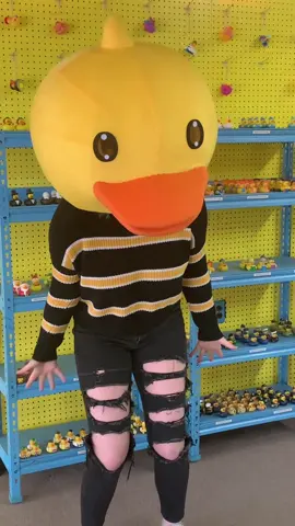 this is terrifying 😂 #rubberduck #fyp #foryou