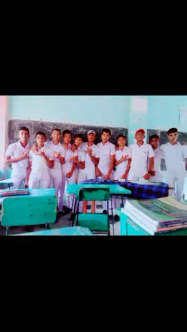 #අාදරෙයි_බොක්කලා_අාය_අපි_එකට_ස්කෝලෙ_යන්නෙ නැ😞😞 @ruwanthalakshan8 @vihagaheshan1