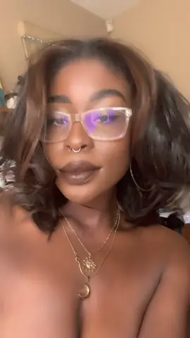 my hair lady did that! #hairtransformation #sandiego #balayage #highlights #colddays #blackcreatives #beforeandafter #hairgrowth  #brownbalayage #fyp