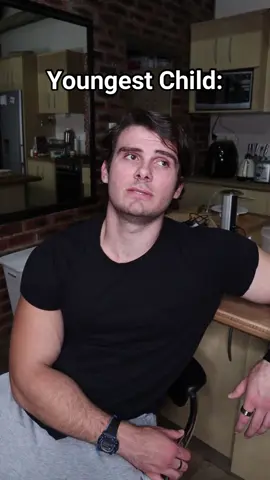 Parents don't favour the middle child in a fight. #fyp #relatable #relate #children #parents #mom #middlechild