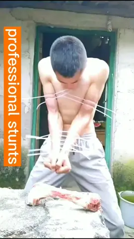 professional stunts,please do not imitate#sport #master #foryou #kungfu