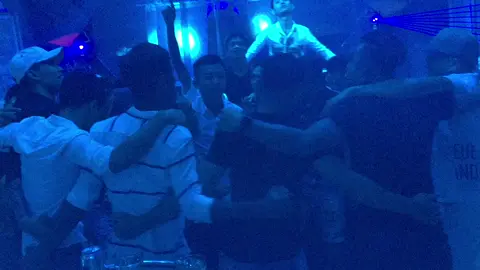 Nhớ hôi đó ae đông zui lắm còn. Bây gio😞