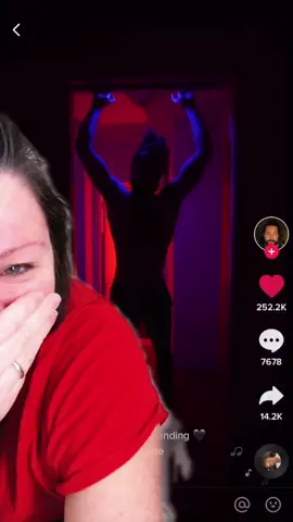 @peteherron if you’re single, I have a great friend @savagemomlife ... just sayin’ #lovethistrend #teamheather #imnotmad