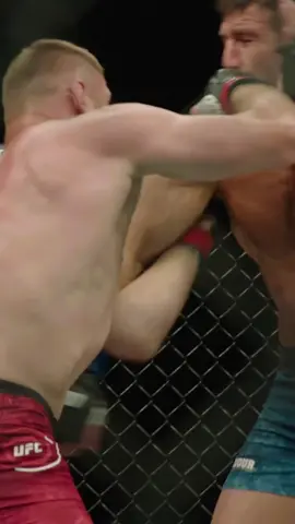 Jan Blachowicz stopped him in his tracks! 😳 #fyp #UFC #janblachowicz #UFC #knockout #polishpower #poland