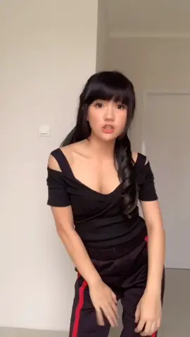 Uda makan malem belomm!?