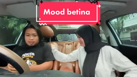 Ada dua jenis hormon utama pada wanita, yaitu estrogen dan progesteron. Kadar kedua hormon akan mengalami perubahan sepanjang siklus menstruasi.