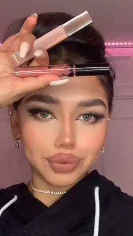 Me gusto mucho esta combinación 🤍 #maybelline #kyliecosmetics  #kylie #fyp #makeuptutorial #lips #lipstick #lipsticks