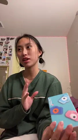 unboxing the kiddie Ozmi camera i got from @amazon