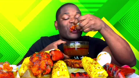 Huge Seafood Boil #seafoodboil #mukbang #lobstertail #yummy #seafoodlover #seafoodporn #eatingshow #VideoSnapChallenge
