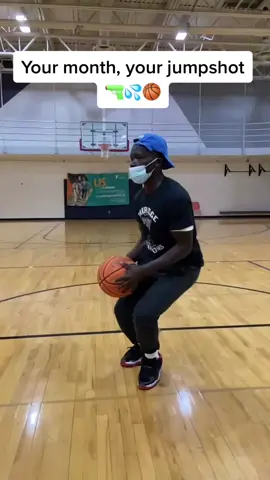 #greenscreenvideo which month had the best jumpshot?😂😂 #fyp #viral #basketball #foryoupage