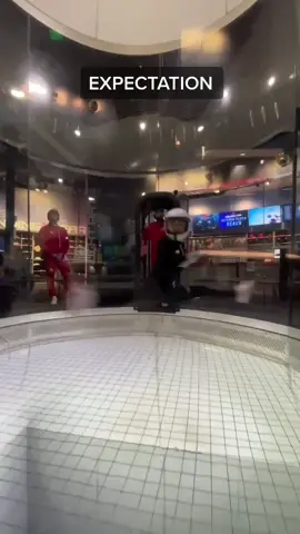 Indoor skydiving is so much fun 😄 @reginaarueda