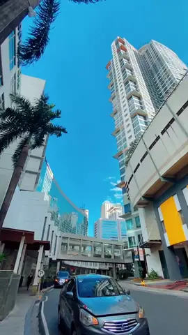 Ang lakas ng pinas 🇵🇭  #Philippines #eastwood #quezoncity #2021 #tiktoktravel #viral #fyp #🇵🇭