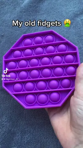 My news fidgets tho 🥵🥵🥵// Follow @braxtontech !!// 🤩☁️🌿🦋 #VideoSnapChallenge #ASOSFashunWeek #newfidgets #foryoupage #fidgets #fidgettoys #fypag