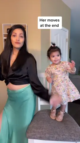 Another one #dancingmoves #daughterandmommy #duogoals