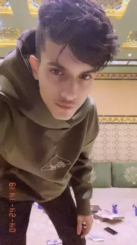 اسألوني بالكومنت وبرد عليكم😂😂💙