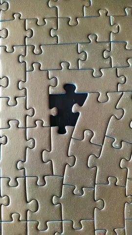 Last piece! Gold Krypt Puzzle #ycualestupuzzle #diversiónenpiezas #foryoupage #fyp #fürdich #ravensburgerglobal #kryptpuzzle #ravensburger #goldkrypt