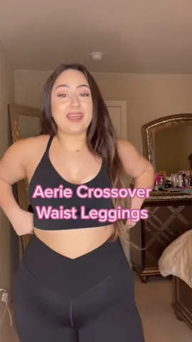 The cutest leggings from @aerie 🖤#aerie #aeriereal #midsize #midsizetiktok #leggings  #size12
