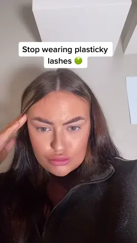Wildcatlashes provides you with the best #fluffylashes #lashproblems #tips