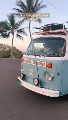 One thing you’ll never regret doing ☮️✨#vanlife #vanlifeaustralia #kombi #exploremore #tinyhomeonwheels #vanlifevibes
