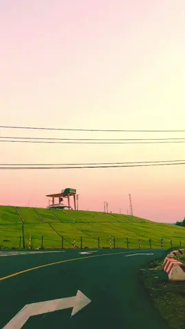 Hôm nay đi làm ngang chỗ này đón bình minh tự nhiên thấy trong lòng nặng lại, chắc do.... #binhphuoc93 #ThacMo #followme #2021 #work #🏳️‍🌈