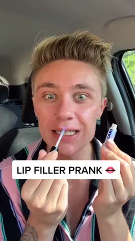 Omg! Who spotted the spider?! 😱💀 #prank #prankwars #ukcomedy #funnyvideo #lipfiller