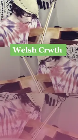 Its a Welsh #Crwth ! it sounds like 