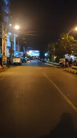 malam su larut #kotaJayapura#lagutimur #jayapurahits_papua #fypシ #berkaryalah_tanpamenjatuhkan #santaitapiberisirindu