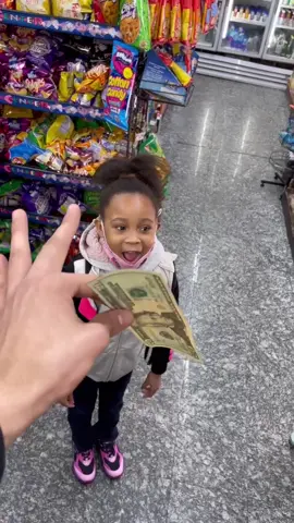 When I was her age I don’t think I would’ve knew that..🤣😂 #foryou #fyp #mathquestion