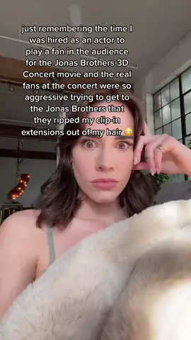 wooo that was wild!! it was 2009 and a Jo Bros fan was NOT to be trifled with 🤣