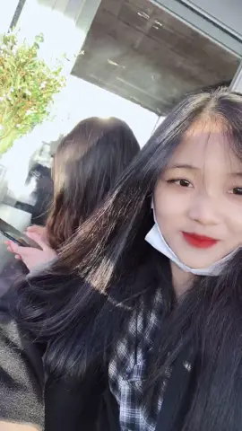 Về 98 vs e hông 😆