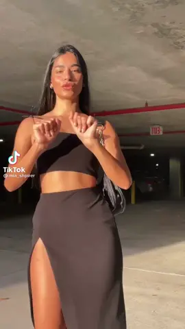 #MESHKIBesti @mia_shpirer showing us her groove in the ANNALEE top X ARLA skirt🖤Show us how you rock your #meshki fits🤳 #MY90sVIBE #90saesthetic