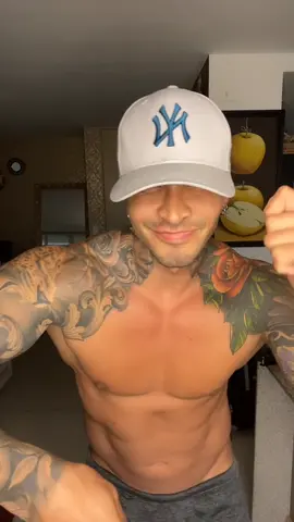 Que flow el de esta canción ⚡️⚡️⚡️#dancer #dance #fyp