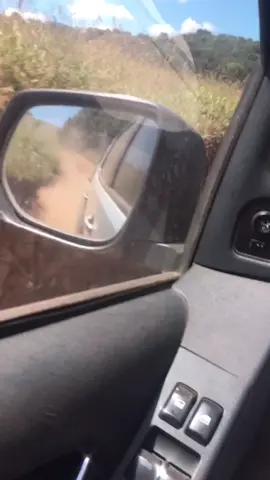 É cada estrada que nois anda 🥵 #camioneta #4x4 #foryou #fazenda #fy
