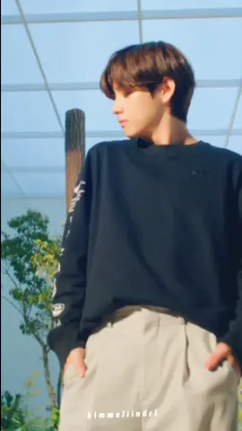 so very handsome #taehyung #v