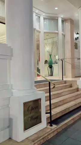 Cái giá của sự đợi chờ, chần chừ, không vội luôn là sự nuối tiếc.😍🤟🏻#metropole #metropolehotel #thombrowne #gucci #louisvuitton #trungtunguyen
