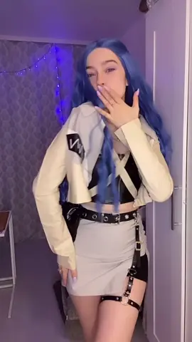 Какой образ вам больше понравился? 🥰 #kpop #мэйбибэйби