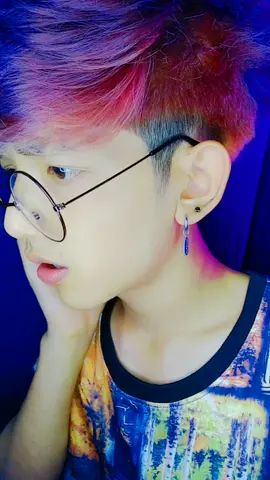 ဘာစကားလဲမသိဘူး😅😅