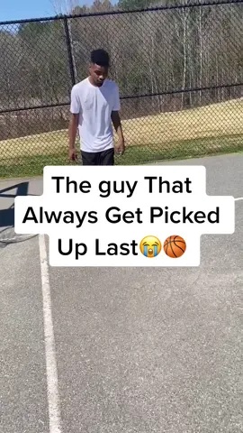 The Guy That Always Get Picked Up Last😭🏀 #fyp #earrien #athletesoftiktok #basketball #lilbaby