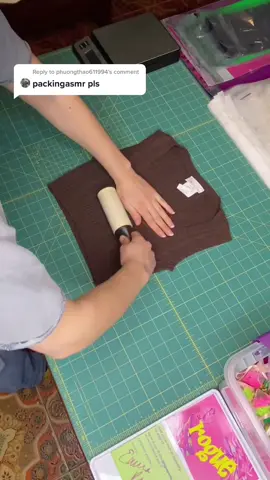 Reply to @phuongthao611994 packing up a 2 items bundle :) #packagingasmr #satisfyingsounds #calmingvideos #asmr #bundle