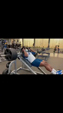 #fyp #trending #TikTokFitness #legday #workout #Fitness #squats #quads #gymshark #fitnessmotivation #gymmotivation @justinelijah02