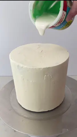 The drip! Melted Duncan Hines 🤯 #caketok #diytiktok #dripcake