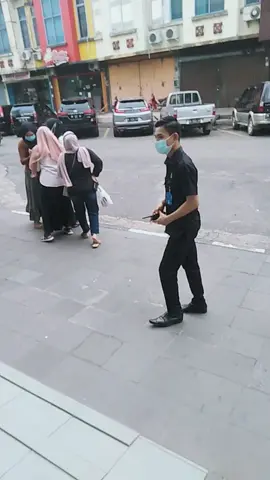 yg lg naik daun😁😁katanya😂fikinaki, ska mall