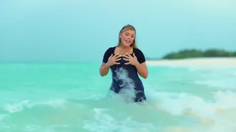 #Emotiile #outnow #newsong #loredana #lori #loredanagroza  #loriland