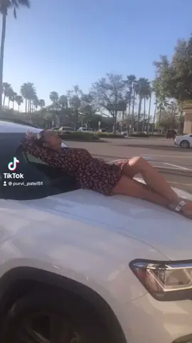 Bas gawah reh gaye aur tum Kho gaye 🤪😜#spicy_mumma #AirPodsJUMP #tiktokindia #bollywood #tiktoker