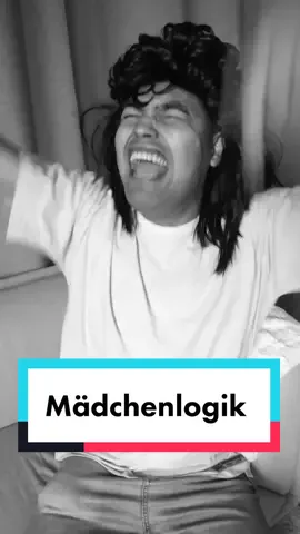 Wer kennt’s ?😂 - Wie spät geht ihr schlafen & zu welcher Uhrzeit seht ihr das Video?🤪 schickt das Video jemanden, der immer einschläft bei Filmen 😂