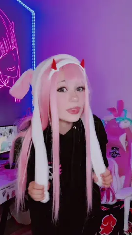 dahhling🤍 #darlinginthefranxx #zerotwo #002 #zerotwocosplay #anime #weeb #otaku #fypシ #foryou #waifu #bunnyhat #darling #AirPodsJUMP