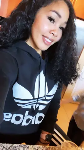 I’m the babysitter!!! They keep calling me mom! #parents #parenting #mom #youngmom #kids #comdey